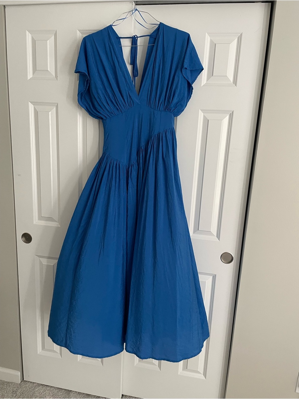 Flowing V-Neck Maxi Dress in Royal Blue